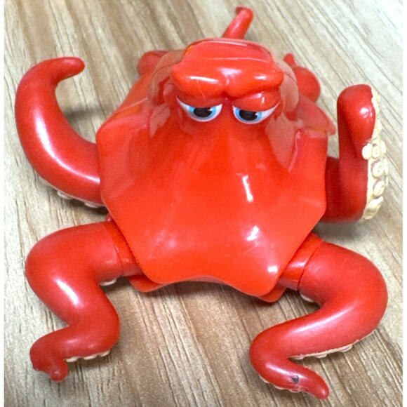 Finding Dory Hank The Octopus Cake Topper Disney Pixar 2015 Party Decor Figure - Picture 2 of 7